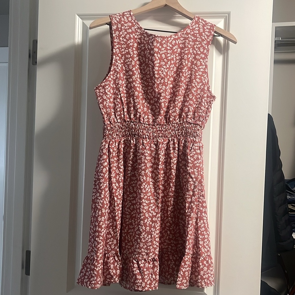 Size M runs small